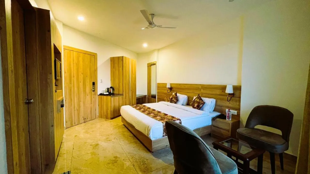 ***  Hotel Amantran Inn Udaipur India