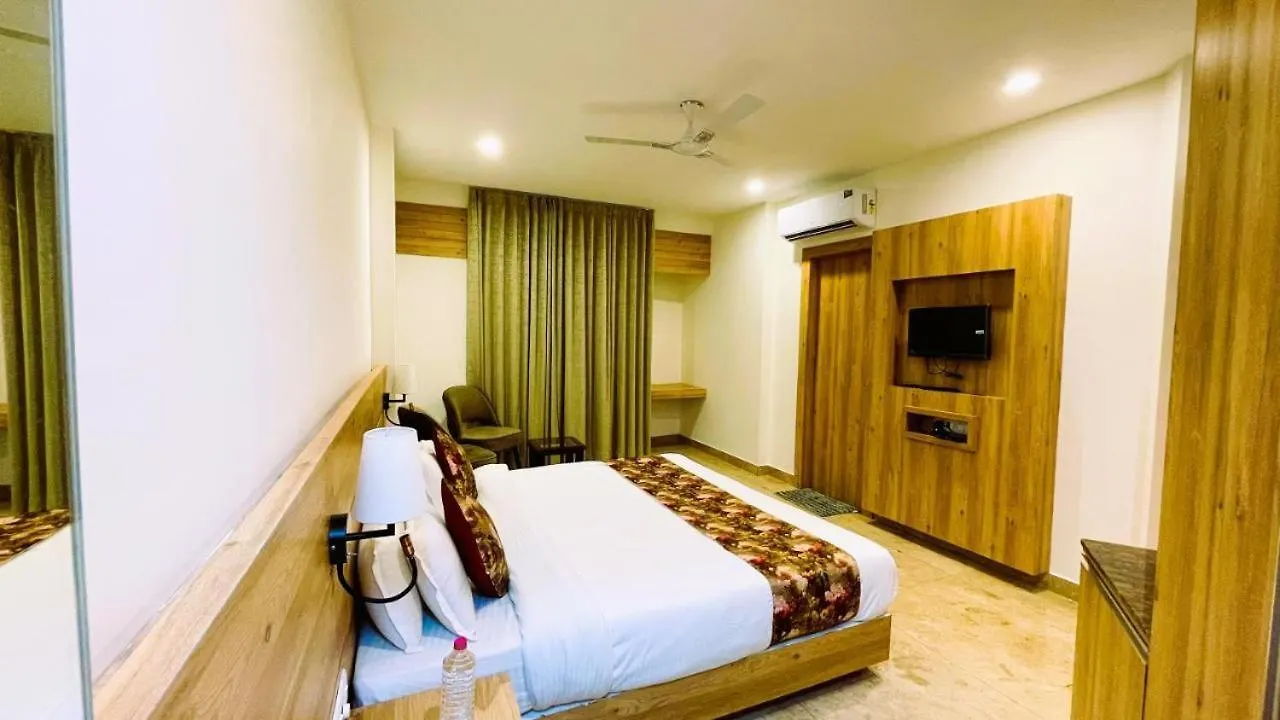 ***  Hotel Amantran Inn Udaipur India